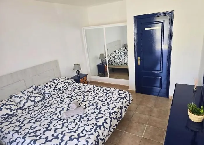 Playa Paraiso Marina Palace 1br Pool & Wifi Διαμέρισμα