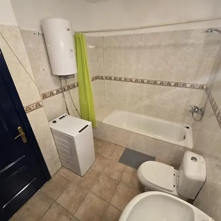 Playa Paraiso Marina Palace 1br Pool & Wifi 아데제