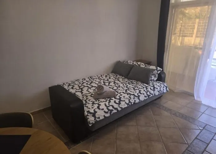 Playa Paraiso Marina Palace 1br Pool & Wifi Apartment *